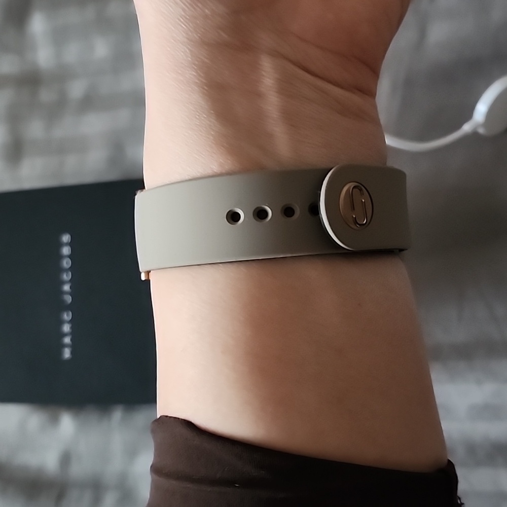 Marc Jacobs Rose Gold Case with Light Gray Strap Smartwatch - Picture 2 of 5